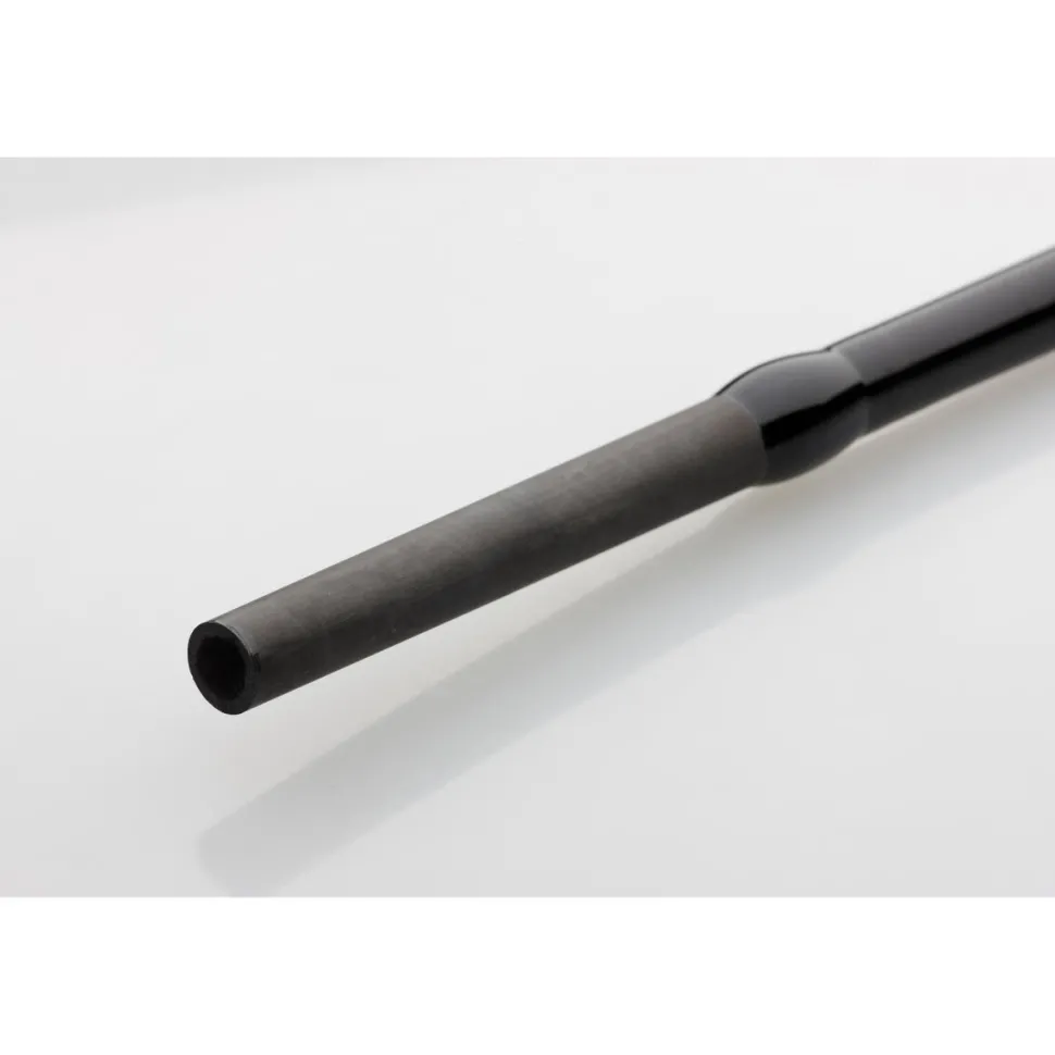 MADCAT BLACK SPIN 300 10' 3.00M 40-150G 2SEC 395G 156CM Wallerrute